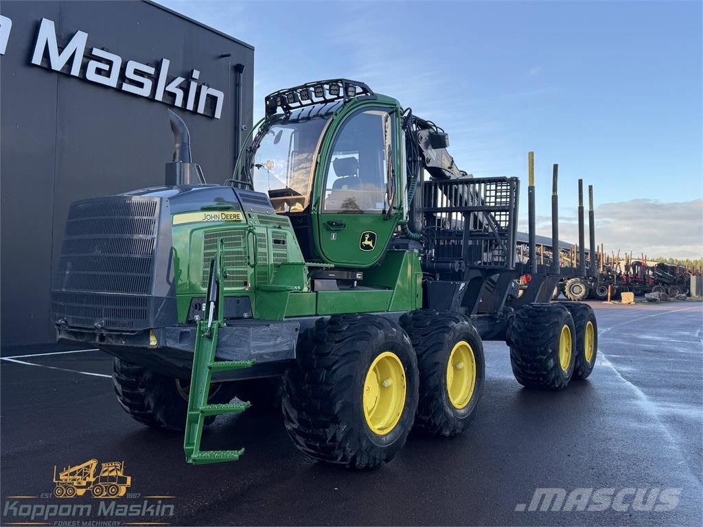 John Deere 1210G Lassbærere