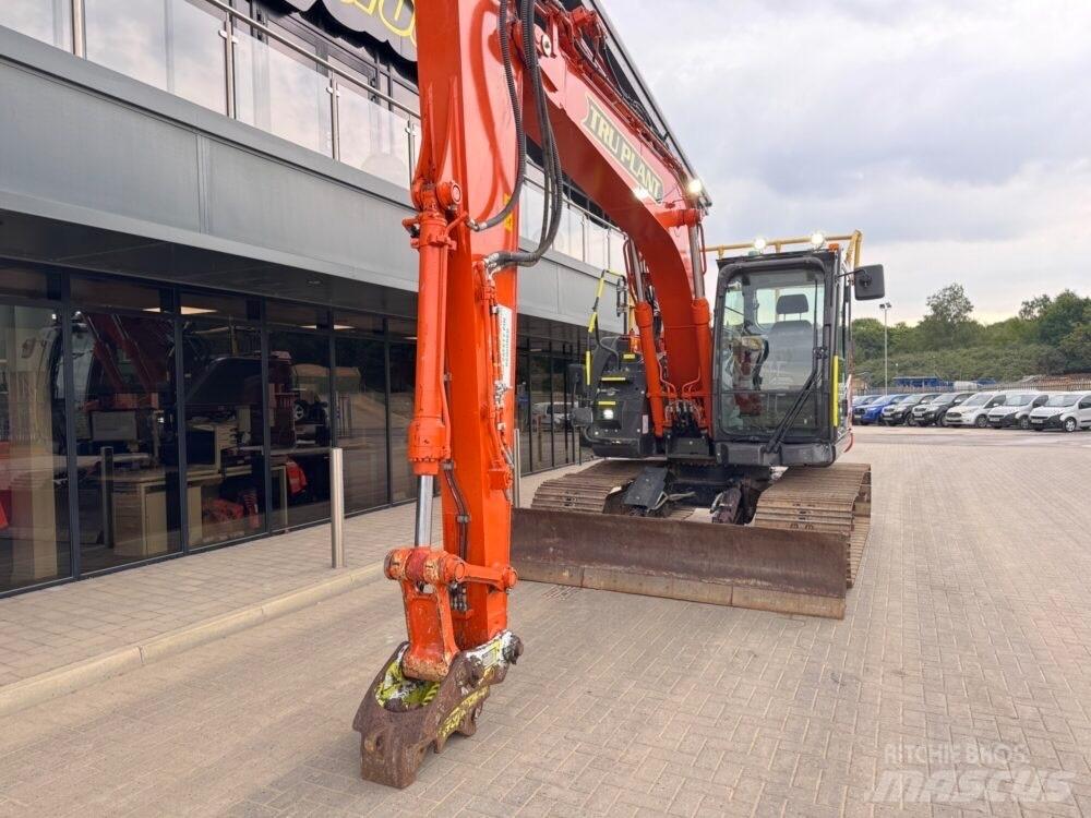 Hitachi ZX135USBL-7 Beltegraver