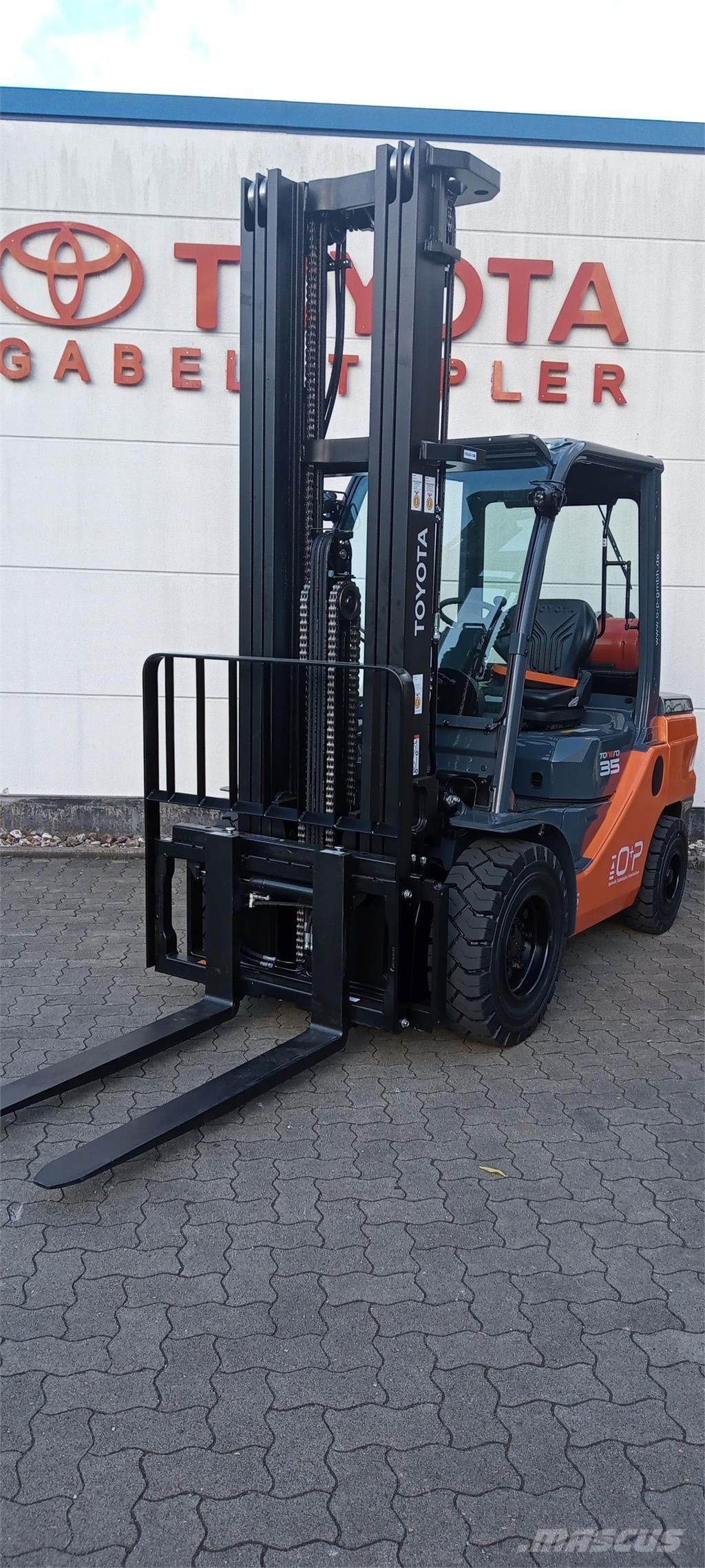 Toyota 02-8FGJF35 Propan trucker