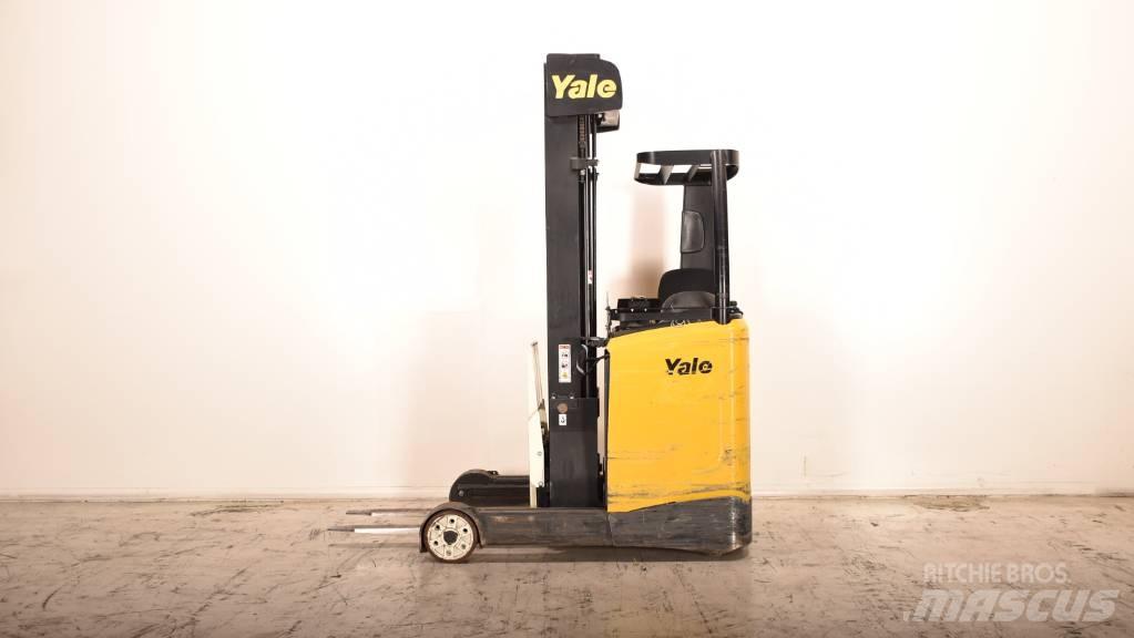 Yale MR 14 Skyvemasttruck