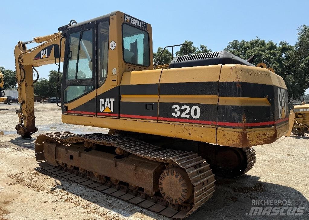 CAT 320 L Beltegraver