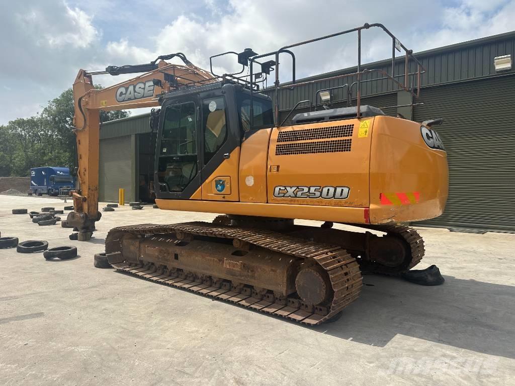 CASE CX 250 D Beltegraver