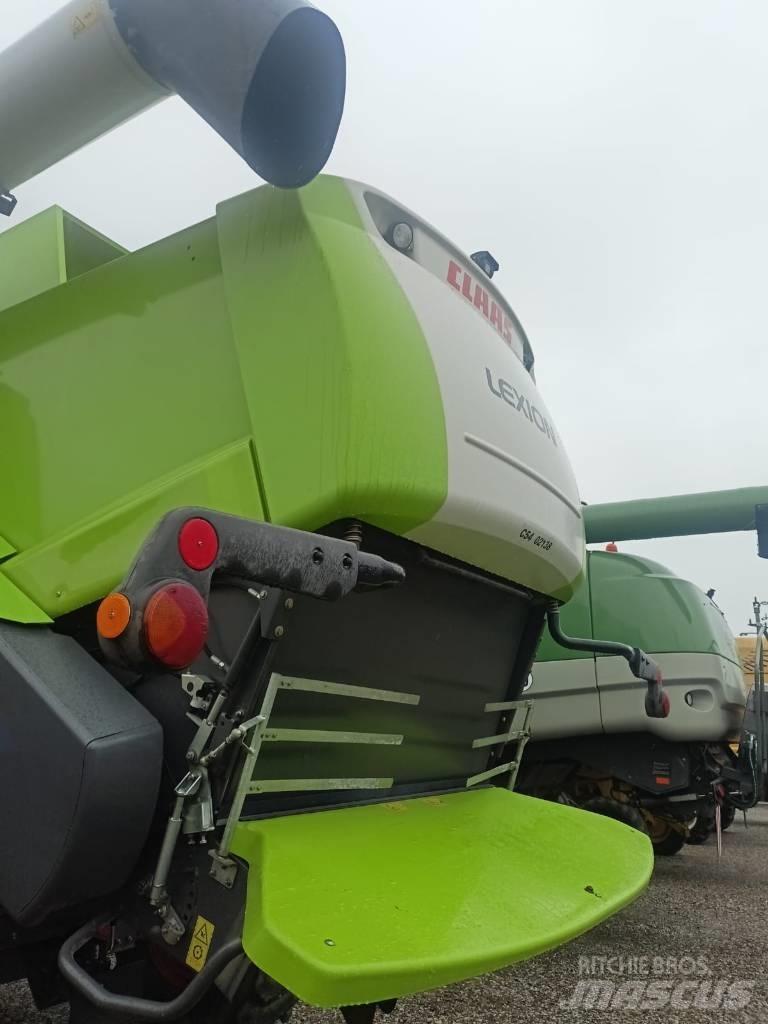 CLAAS Lexion 670 Skurtreskere