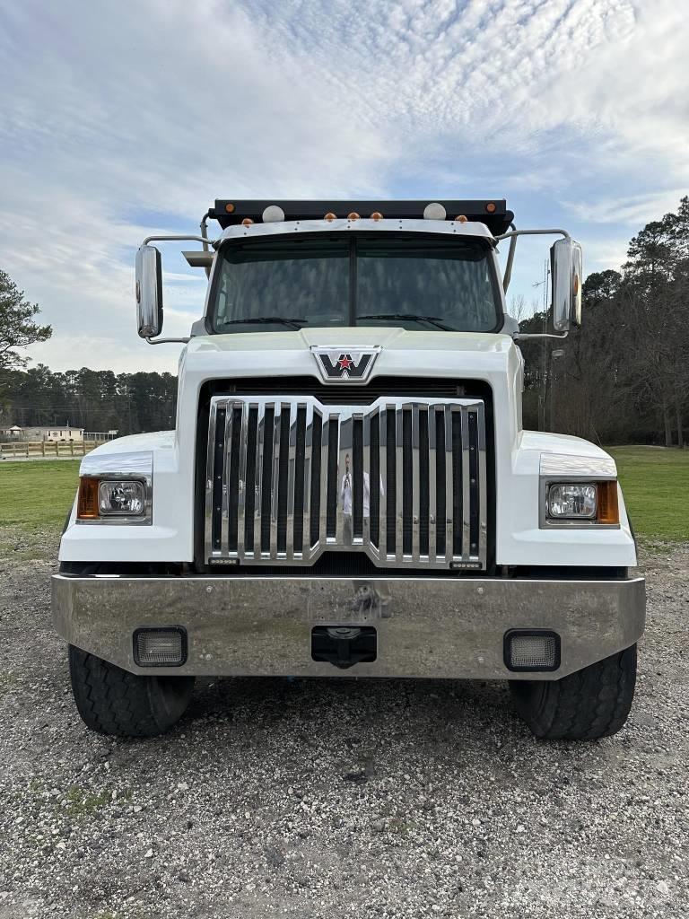 Western Star 4700 Tippbil