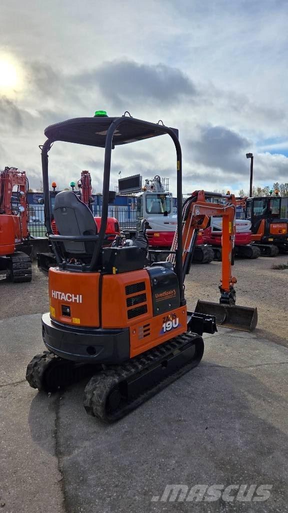 Hitachi ZX 19 Minigravere <7t