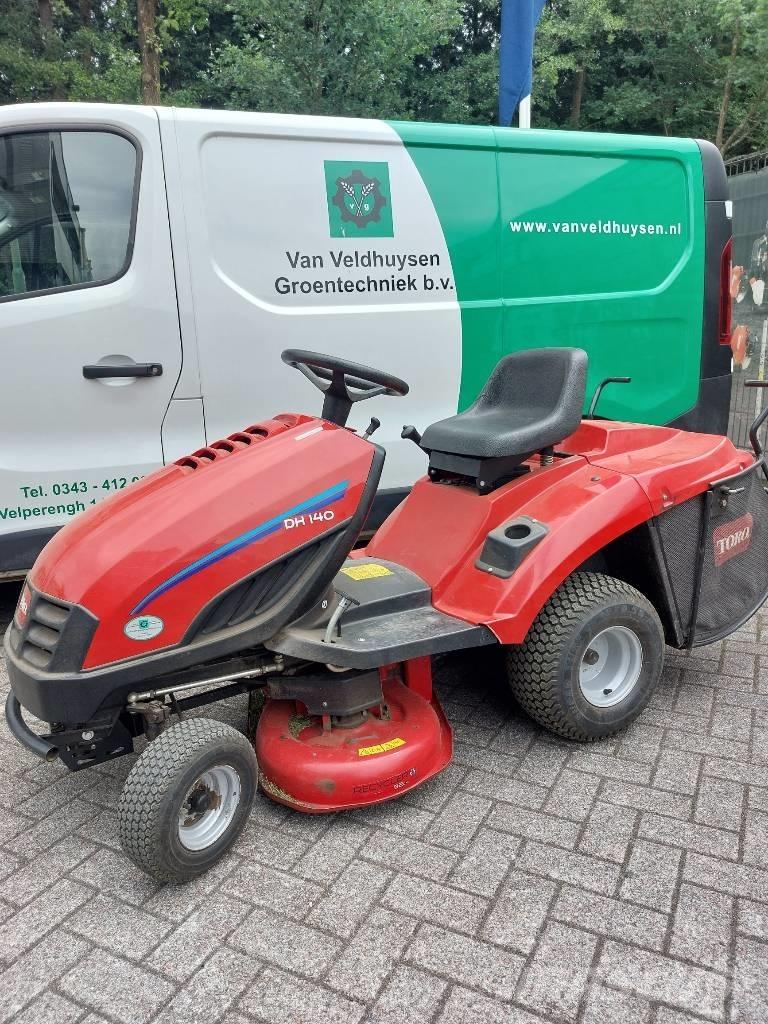 Toro zitmaaier DH140 Sitteklippere