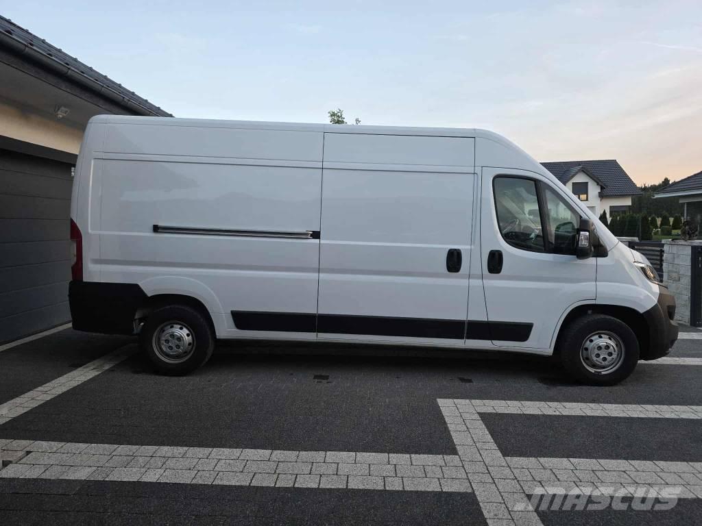 Opel Movano Varebiler