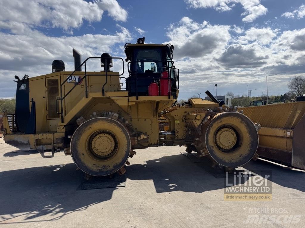 CAT 826 K Avfallspresser