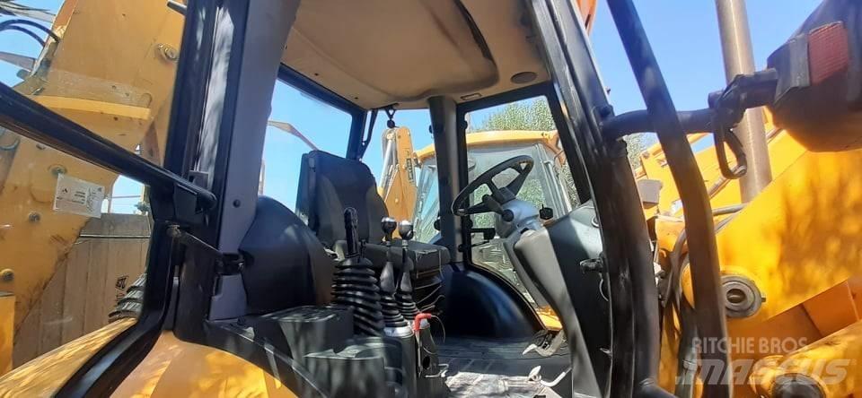 JCB 3 CX SM 4 T Traktorgravere