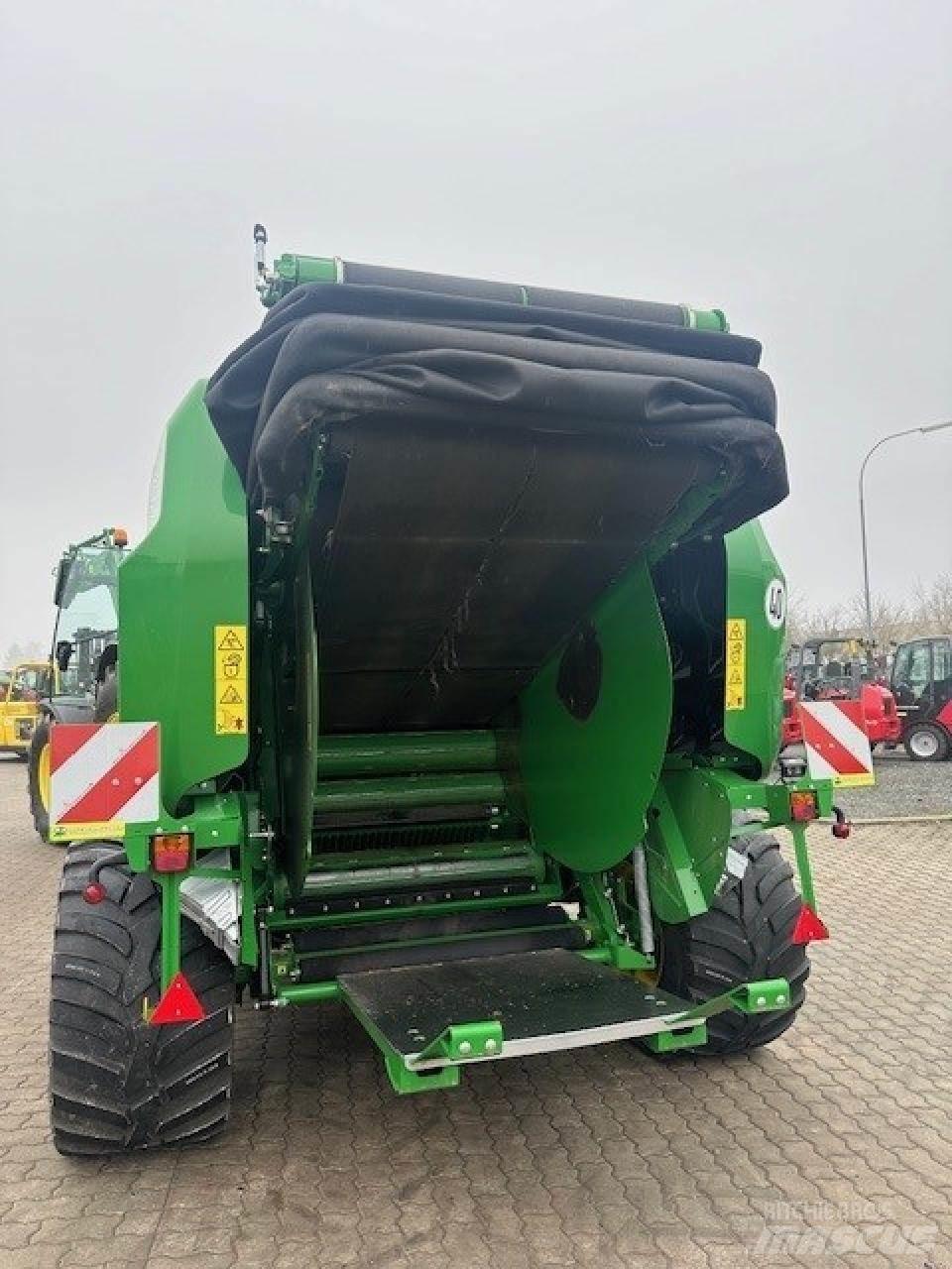 John Deere V461R Rundballepresser