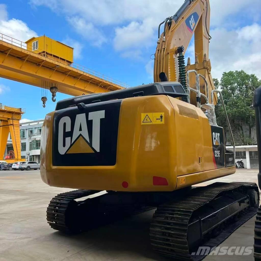 CAT 329 E Beltegraver