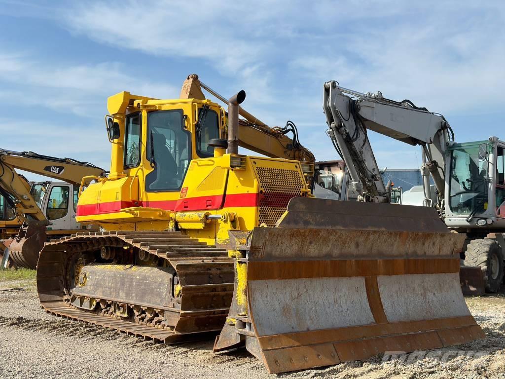 Komatsu D61PX-15EO Dozere Beltegående