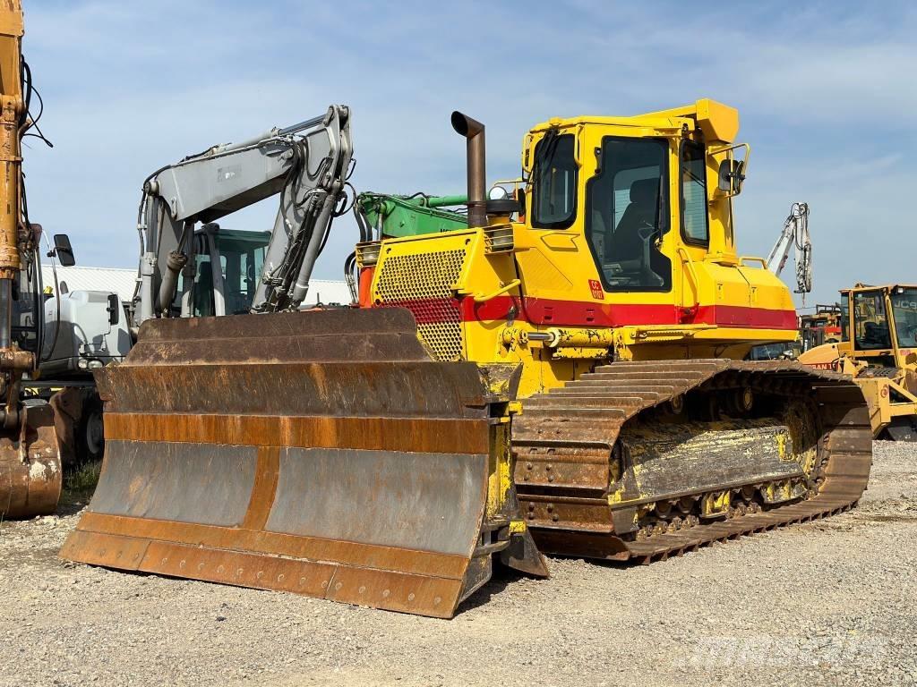 Komatsu D61PX-15EO Dozere Beltegående