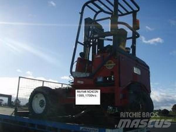 Moffett M2403N Terrenggående gaffeltruck