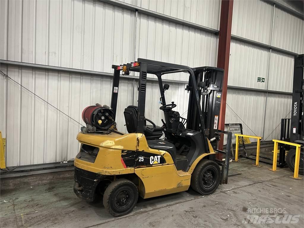CAT GP25NT Propan trucker
