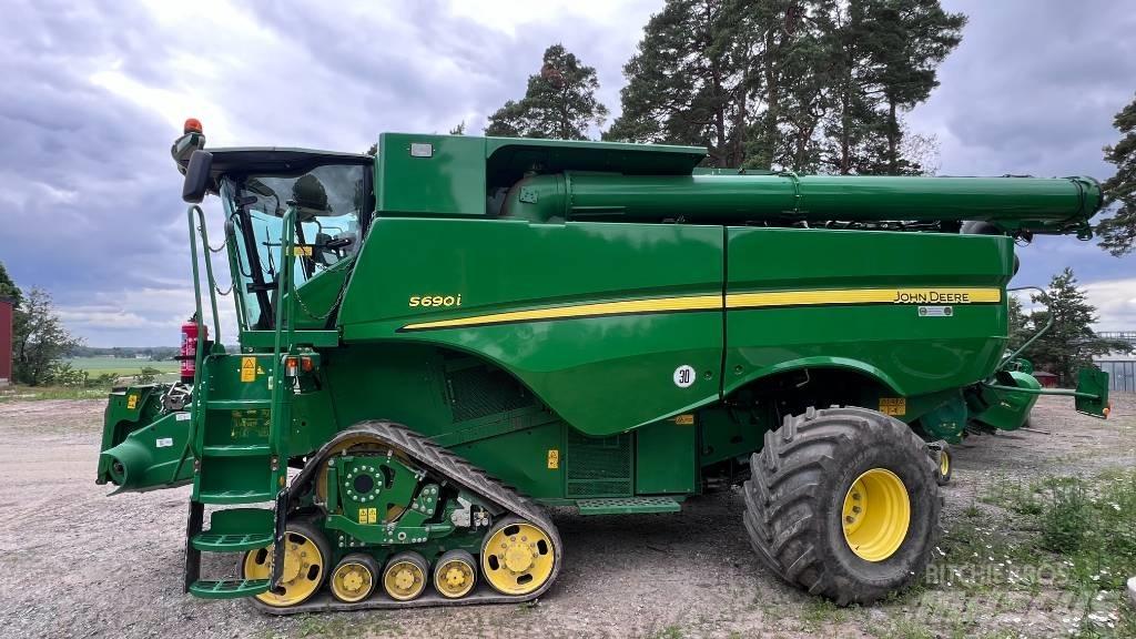John Deere S 690 Skurtreskere