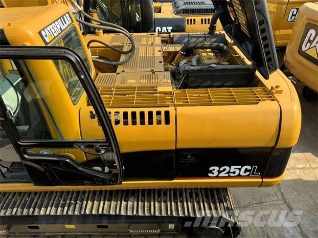 CAT 325 CL Beltegraver