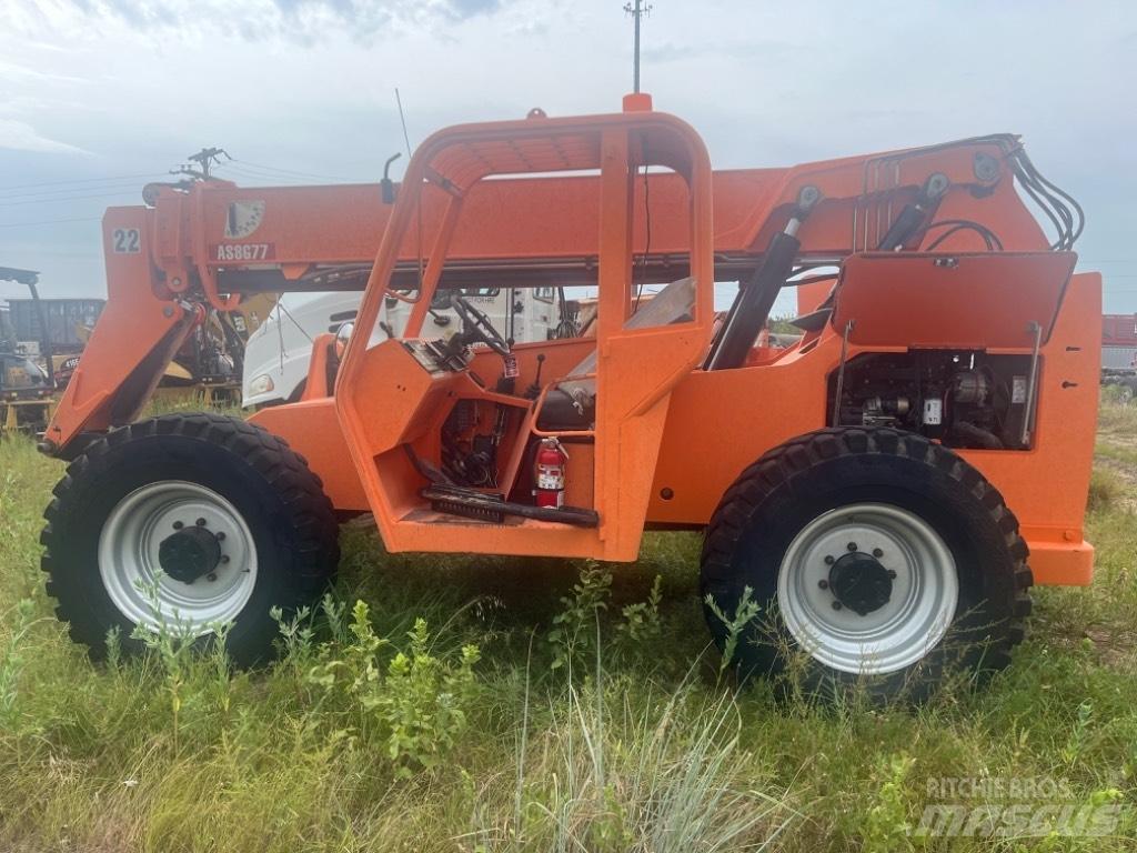 SkyTrak 8042 Teleskoplastere