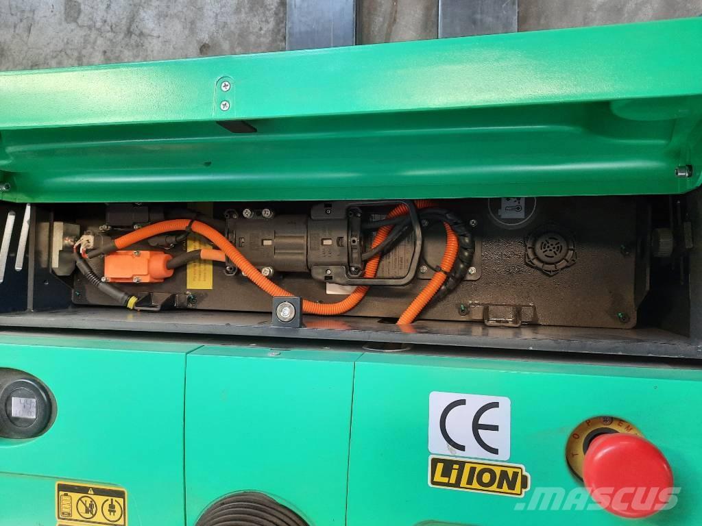 Mitsubishi PBV 20 QL Lavtløftende truck med platform