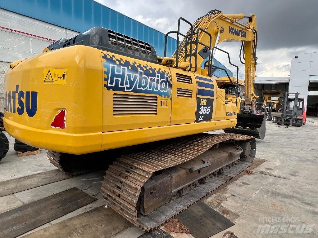 Komatsu HB365 LC-3 Beltegraver