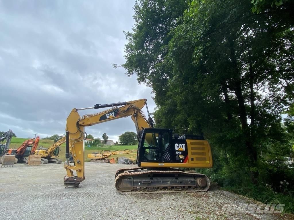 CAT 326 F Beltegraver