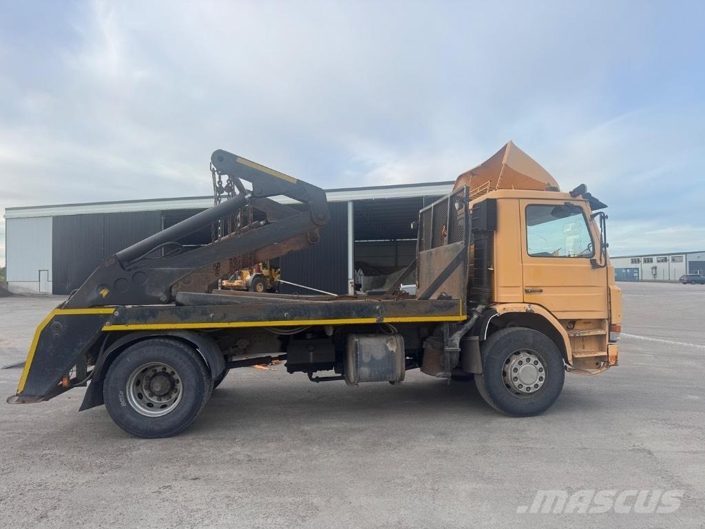 Scania P 82 H Liftdumper biler
