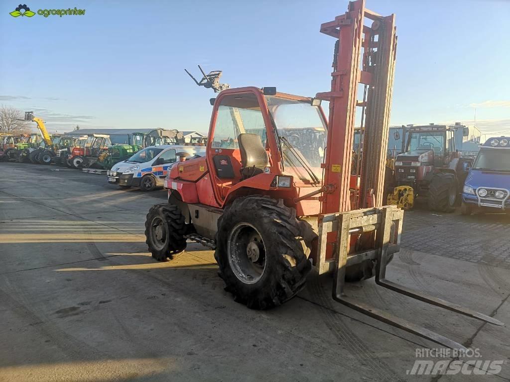 Manitou M 26.4 Terrenggående gaffeltruck