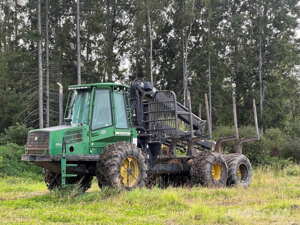 John Deere 1110 D Lassbærere
