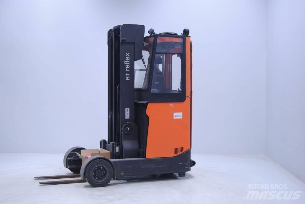 Toyota RRE160HR Skyvemasttruck