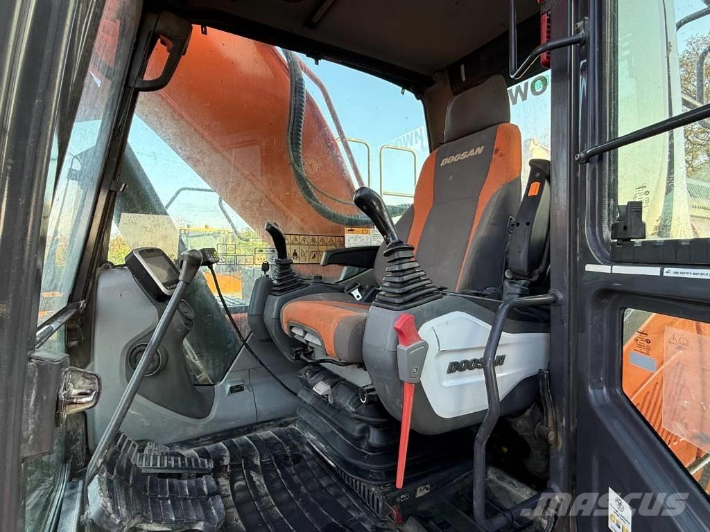 Doosan DX 340 LC Beltegraver