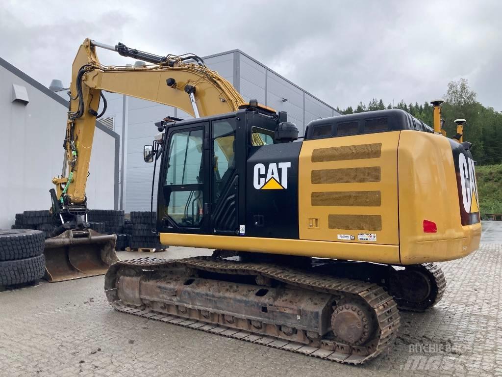 CAT 326 F L Beltegraver