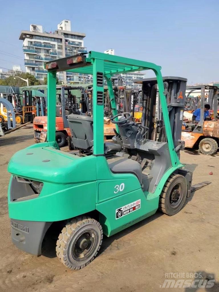 Mitsubishi FD30 Diesel Trucker