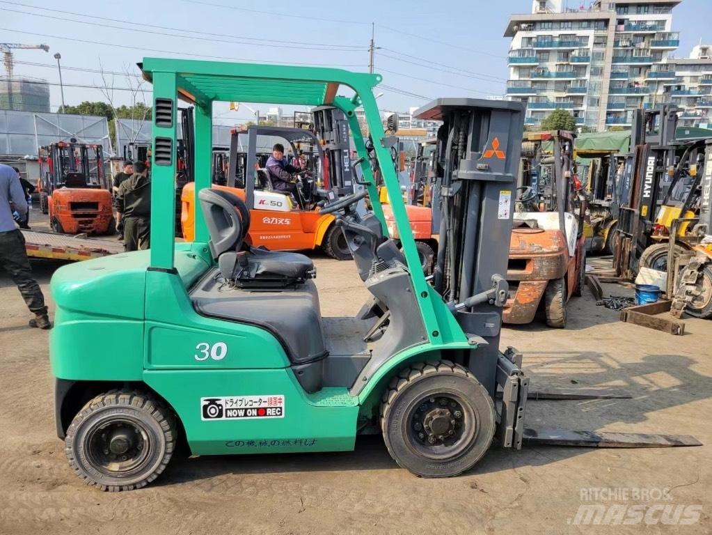 Mitsubishi FD30 Diesel Trucker