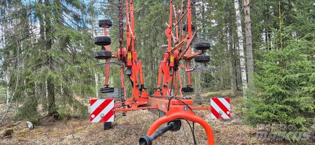 Kuhn GA 8121 Svanser