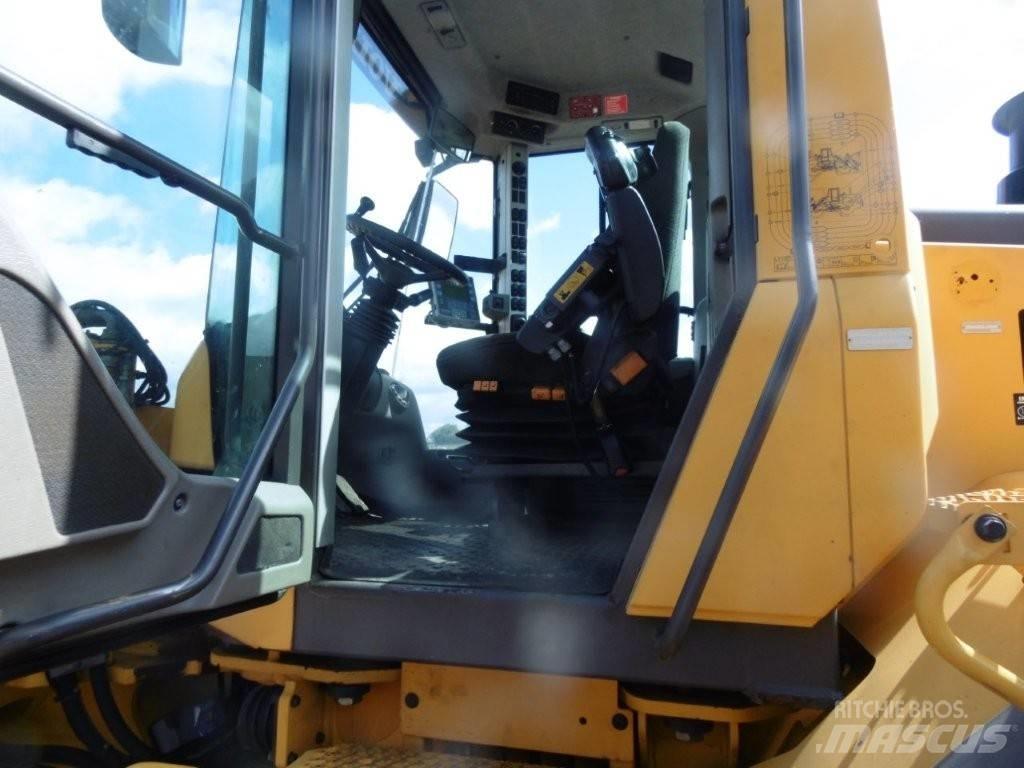Volvo L 120 F Hjullastere