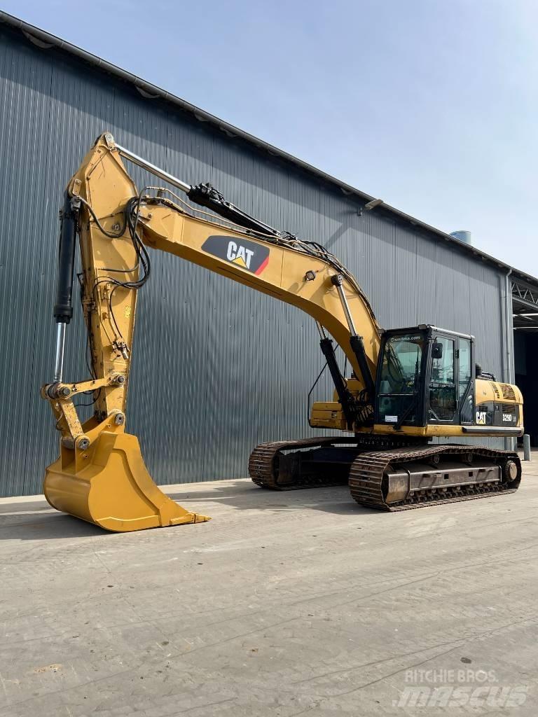 CAT 329D LN Beltegraver