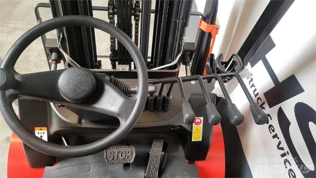  EFL253 Elektriske trucker