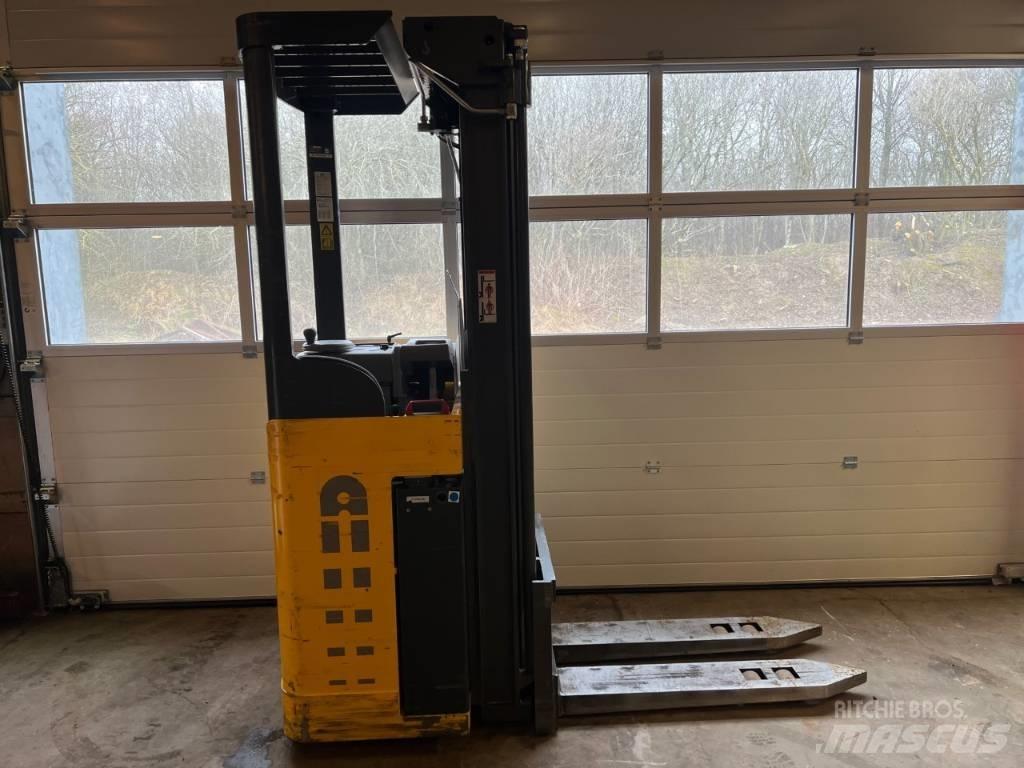 Atlet A/200STFVJN360 Stablere