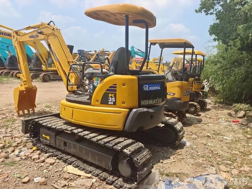 Komatsu PC35 Beltegraver