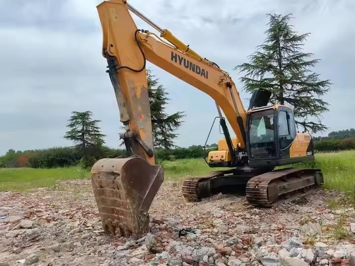 Hyundai 225LVS Beltegraver