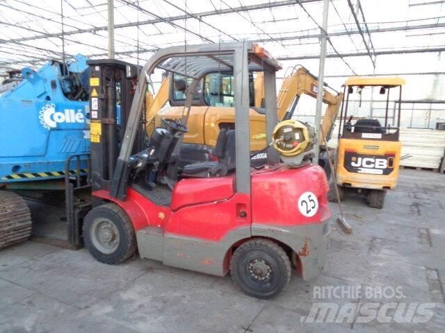 Heli CPYD25 Propan trucker