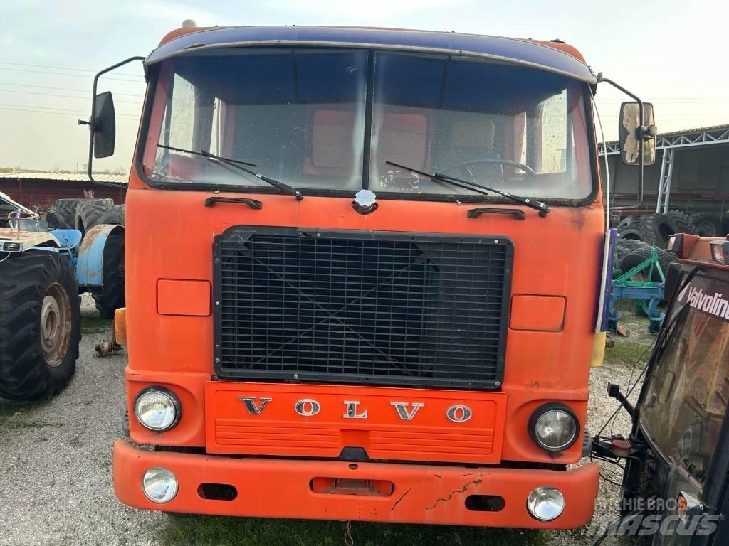 Volvo F 88 Tippbil