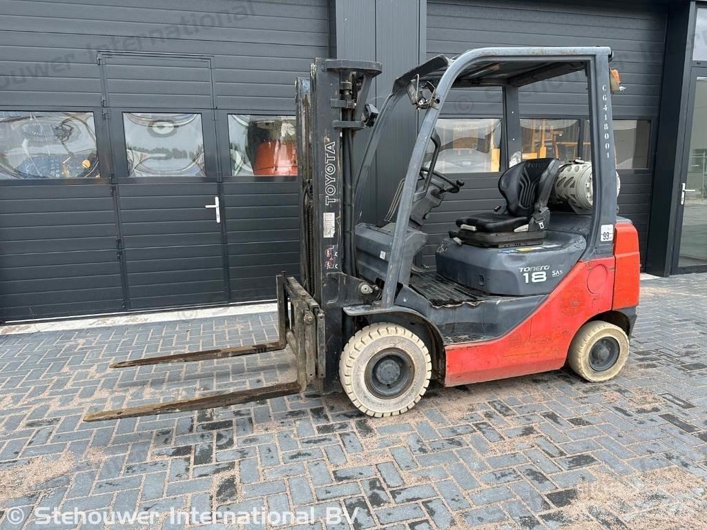 Toyota 02-8FGF18 Propan trucker