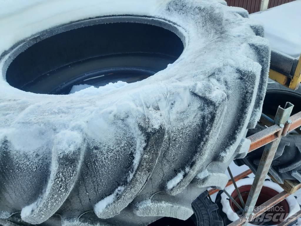 Firestone 650/65R38 Dekk, hjul og felger
