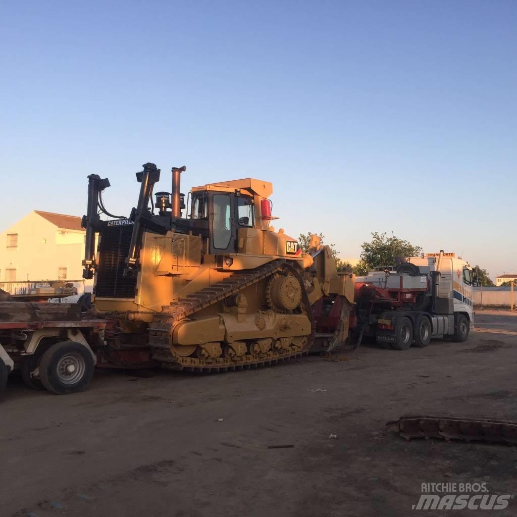 CAT D 9 L Dozere Beltegående