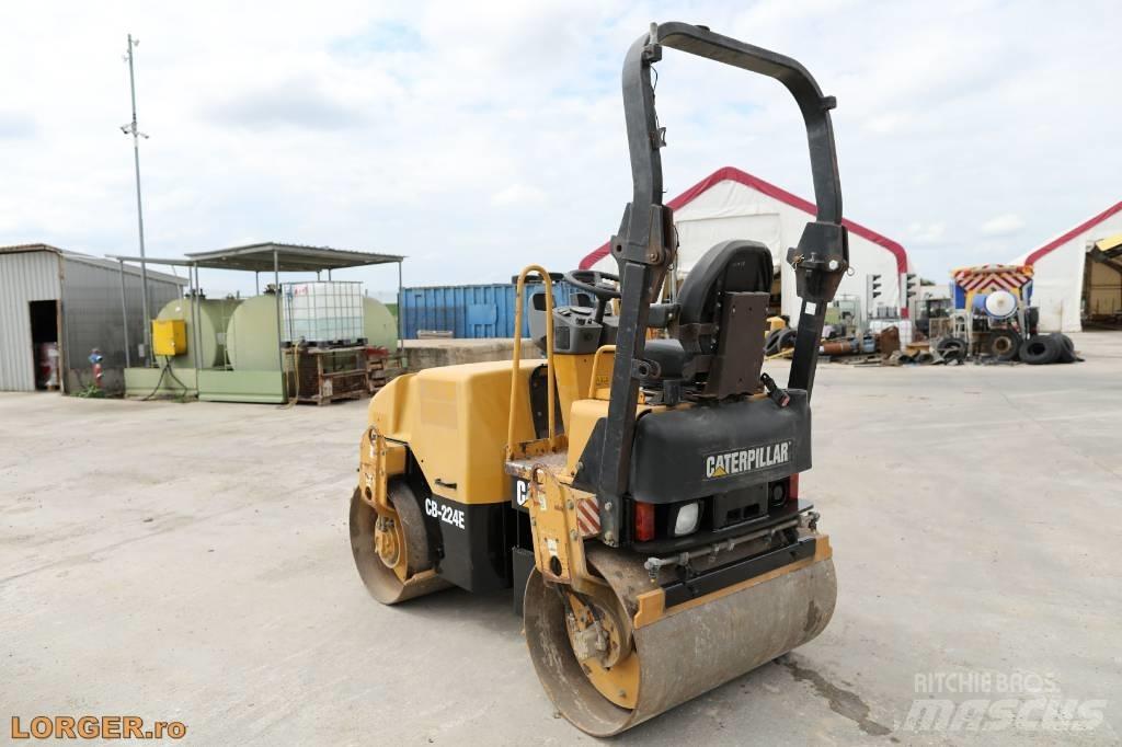 CAT CB 224 E Tandem Valser