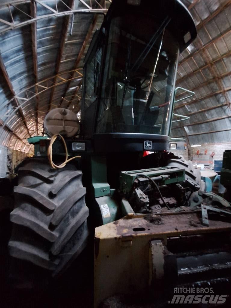 John Deere 6850 Selvdrevne fôrhøstere