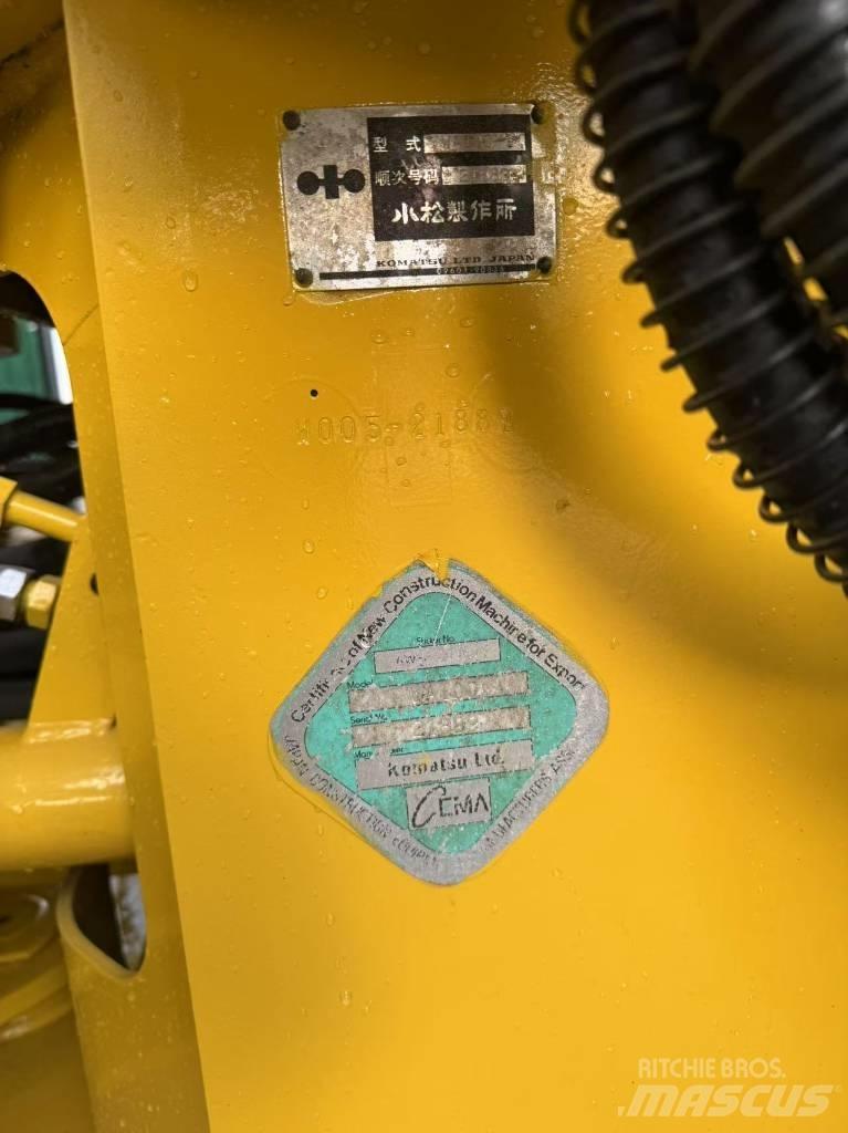 Komatsu WA100-1 Hjullastere