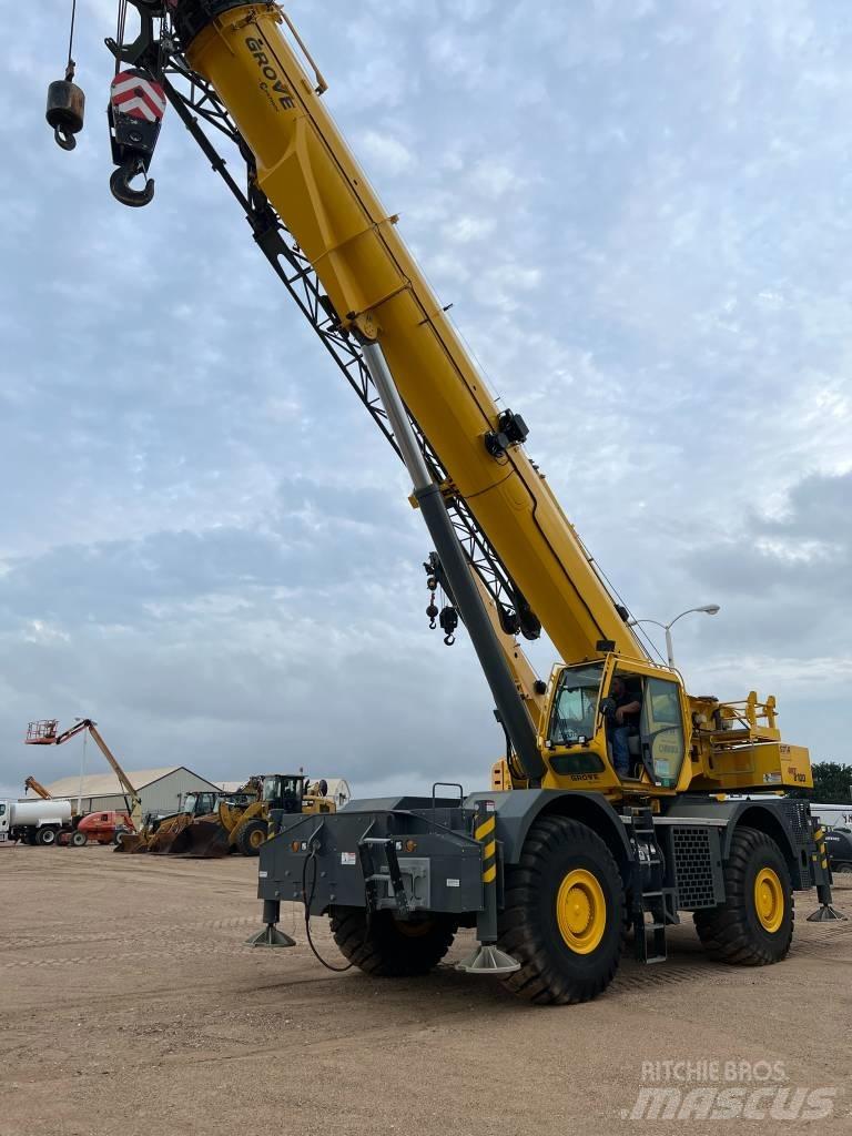 Grove GRT 8100 Røff terreng kraner