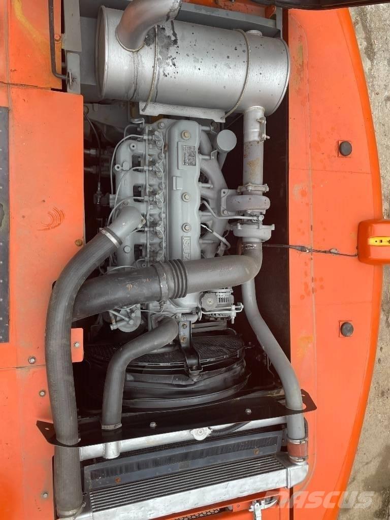 Hitachi ZX 200 Beltegraver